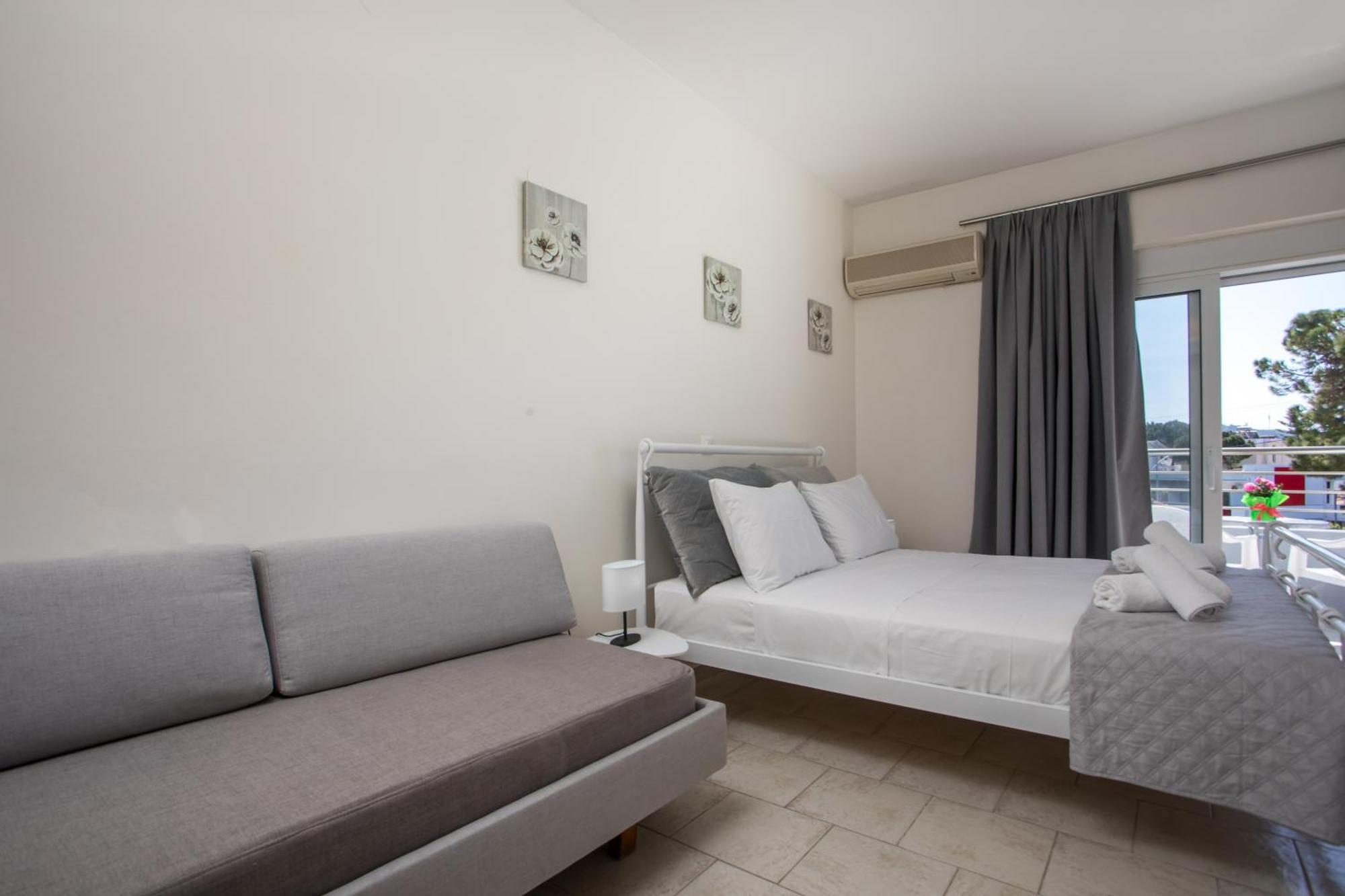 Economisa Apartments Ialysos  Esterno foto